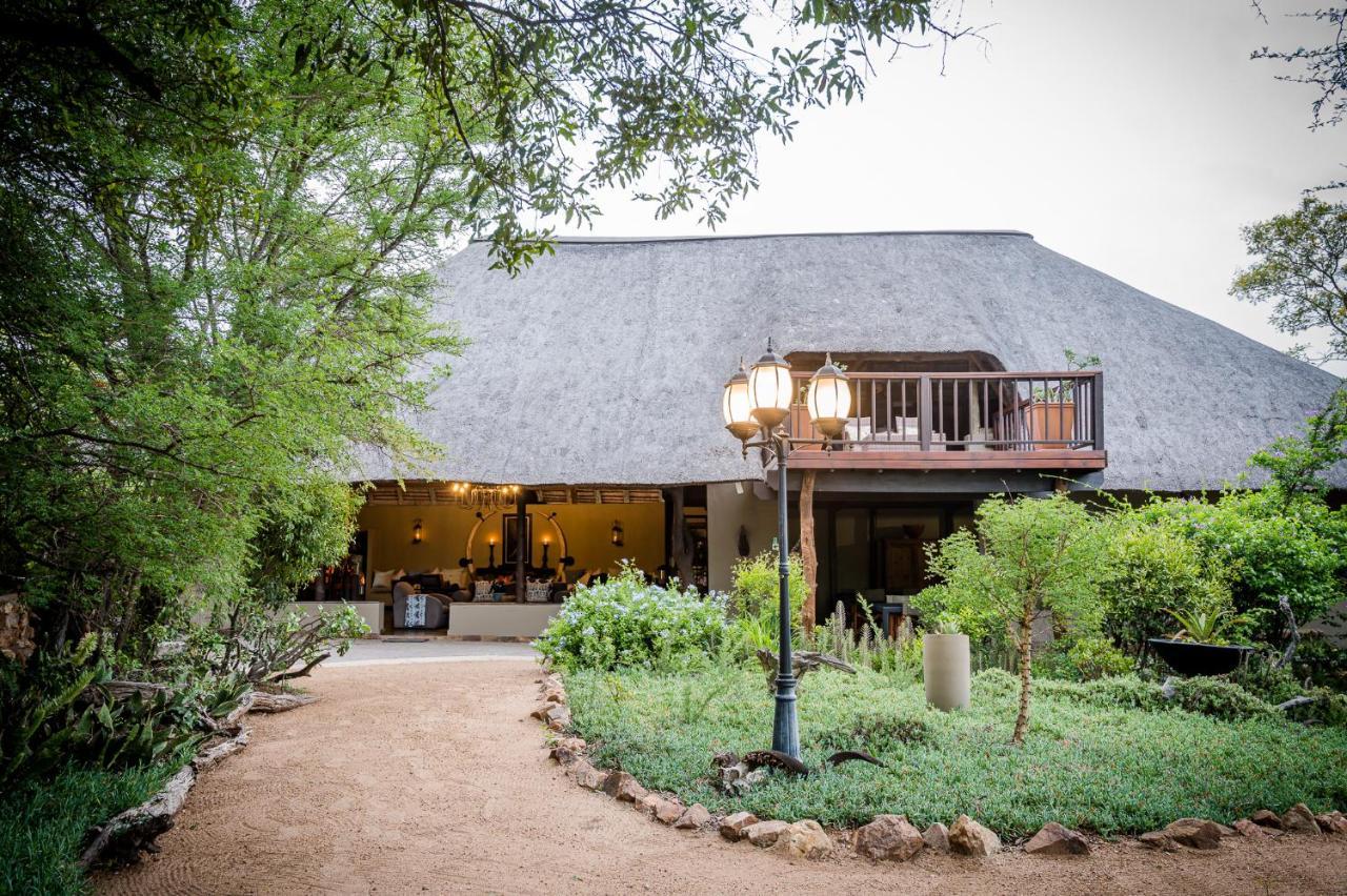 Kambaku Safari Lodge Timbavati Game Reserve Eksteriør bilde